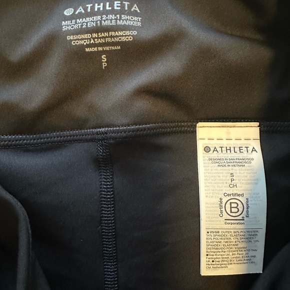 Athleta Mile Marker 2-in-1 Athletic Black Shorts Size Small NWOT - Picture 10 of 10